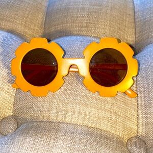Flower child sunglasses. UVA/UVB protection. Like new!